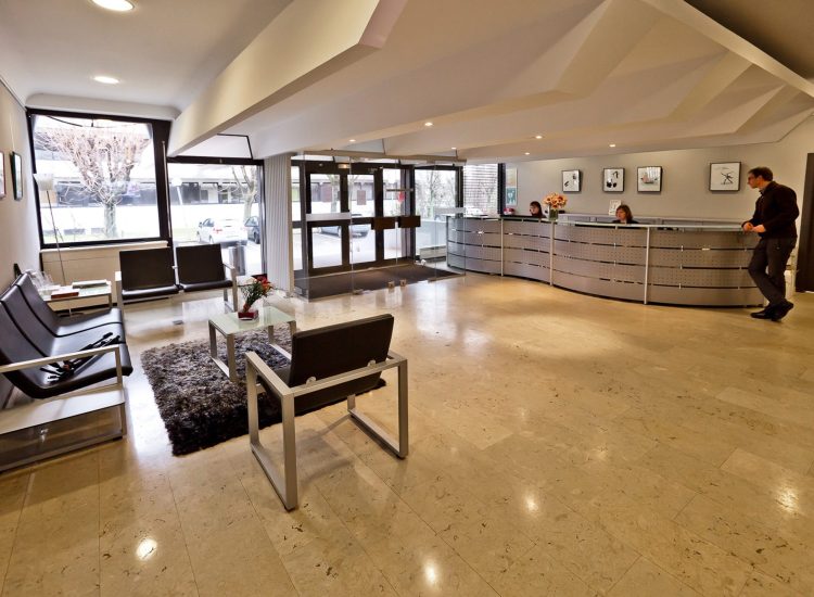 centre-athena-accueil-reception-moderne-01
