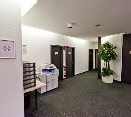 centre-athena-couloir-copieur-services-01